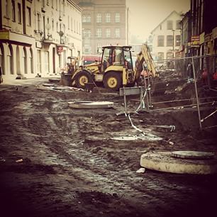 Ul. Obrońców Westerplatte

#koparka #bloto #lo #szkola #school #remont #roboty #road #ulica #kamienica #katowicenielizbona #katowice #szopienice #tor #bank #westerplatte