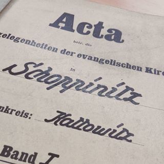 Pozdrowienia z archiwum

#acta #akta #szopienice #wroclaw #esk2016 #katowice #katowicenielizbona #breslau #archiwum #dokumentär #documentary #dokumenty #stare #old #history #silesia #slask