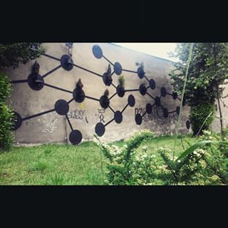 Mural - #skwer #walentego #rozdzienskiego

#mural #streetart #street #art #rozdzienski #walenty #szopienice #rozdzien #park #bomby #atom #green #life #tree #grass #kato #ktw #katowicenielizbona #katowice #poland #silesia #odkryjslaskie #slask #oberschlesien #polska #nice